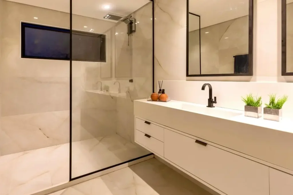 modern luxurious bathroom design